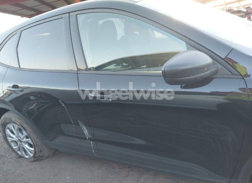 Photo 13 of 2025 Ford Escape ACTIVE (VIN 1FMCU9GN2SUA82411)