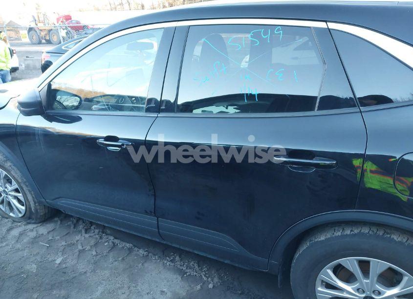 Photo 15 of 2023 Ford Escape ACTIVE (VIN 1FMCU9GN3PUA11757)