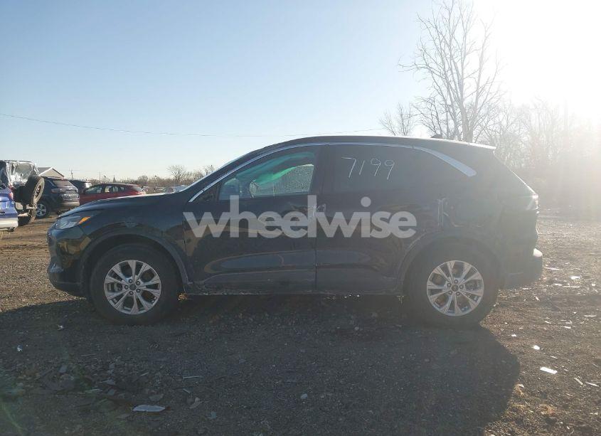 Photo 14 of 2023 Ford Escape ACTIVE (VIN 1FMCU9GN3PUA17199)