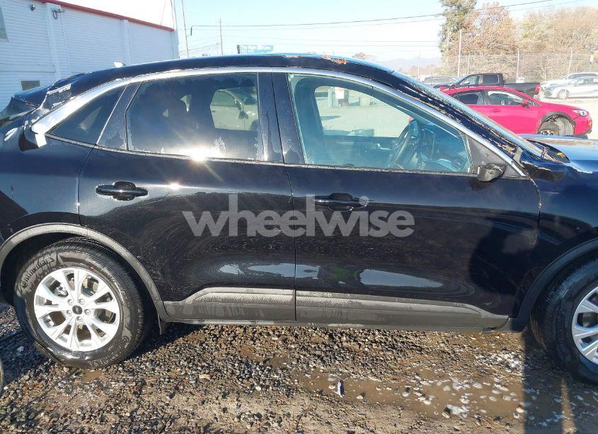 Photo 13 of 2023 Ford Escape ACTIVE (VIN 1FMCU9GN3PUA39641)