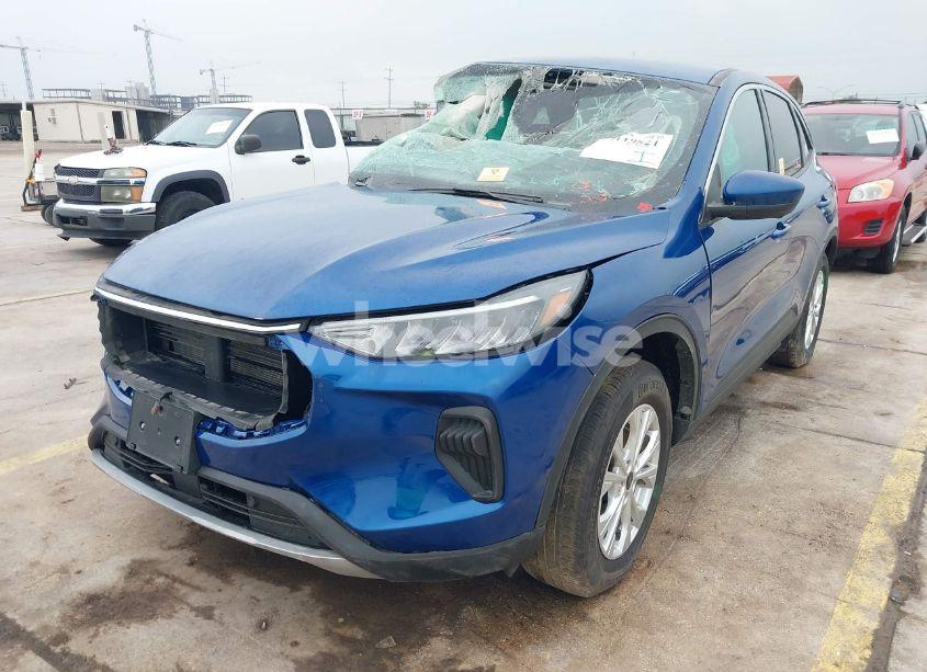 Photo 2 of 2023 Ford Escape ACTIVE (VIN 1FMCU9GN3PUA43625)
