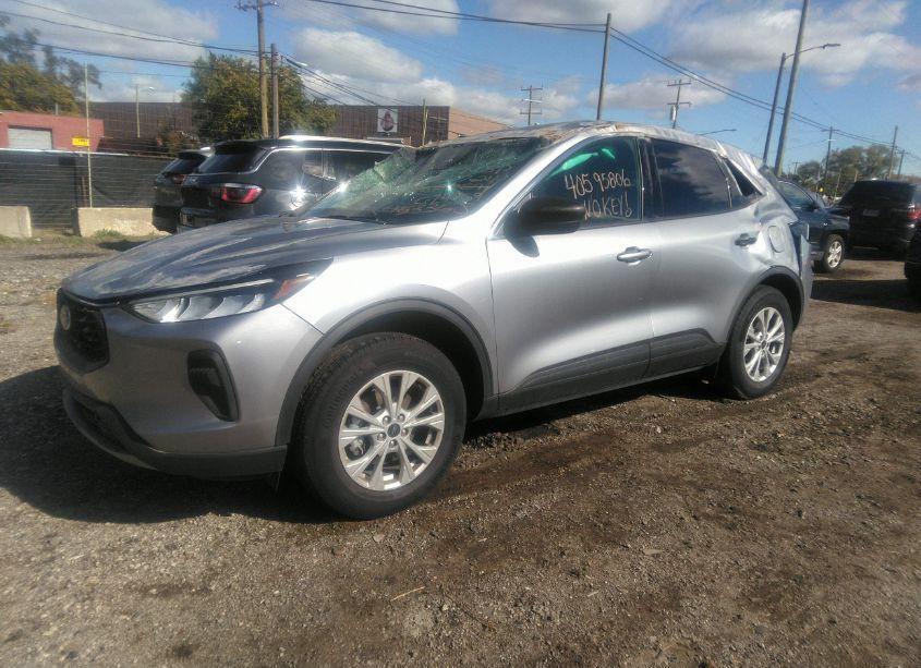 Photo 2 of 2024 Ford Escape ACTIVE (VIN 1FMCU9GN3RUA58368)