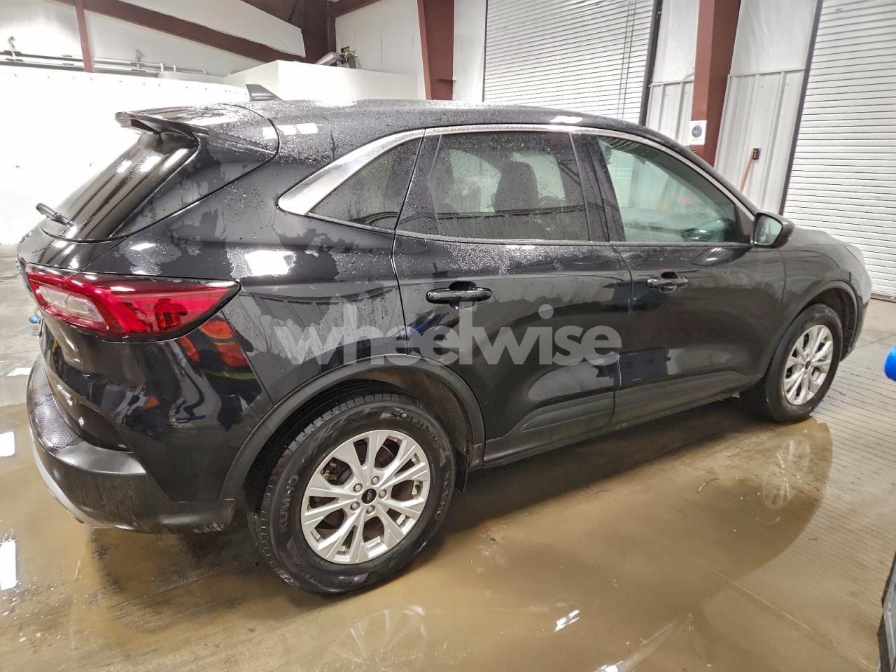 Photo 3 of 2024 FORD ESCAPE ACTIVE (VIN 1FMCU9GN3RUA96280)