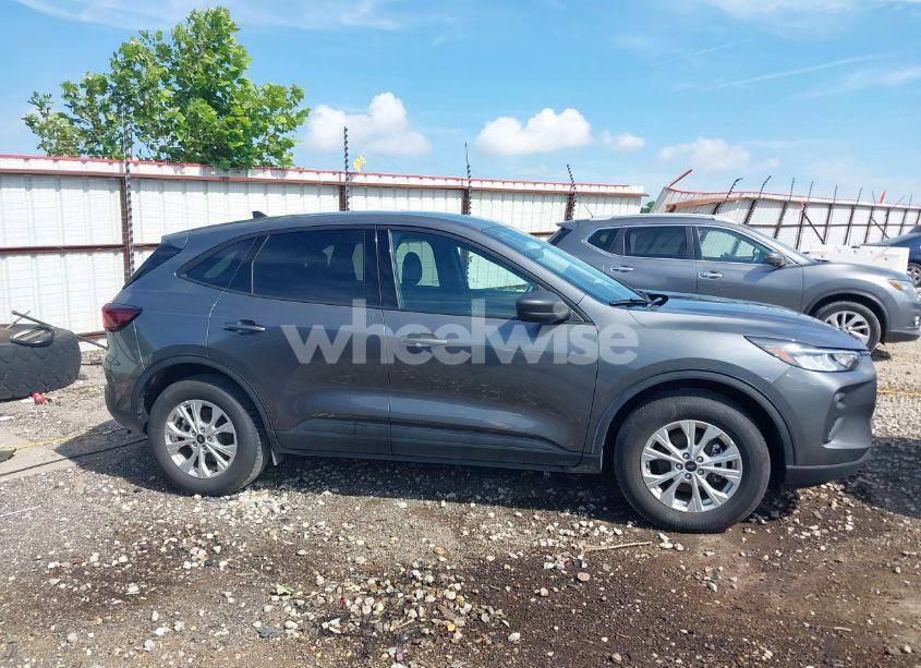 Photo 13 of 2025 Ford Escape ACTIVE (VIN 1FMCU9GN3SUA57128)