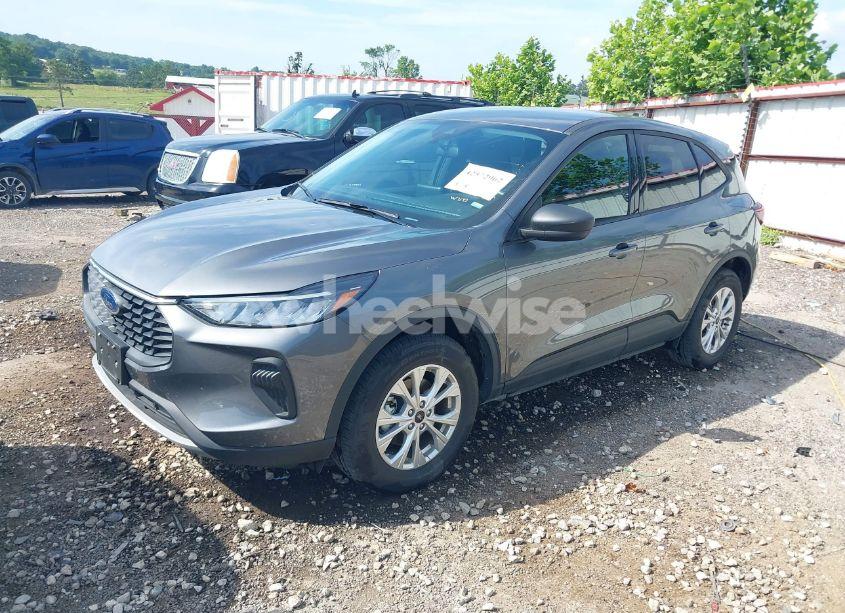 Photo 2 of 2025 Ford Escape ACTIVE (VIN 1FMCU9GN3SUA57128)