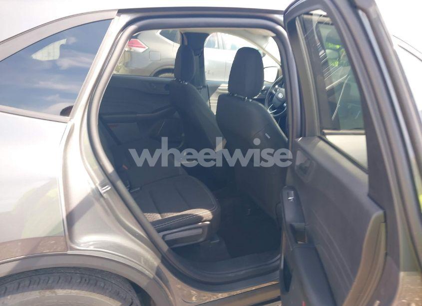 Photo 8 of 2025 Ford Escape ACTIVE (VIN 1FMCU9GN3SUA57128)