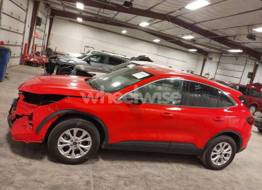 Photo 15 of 2024 Ford Escape ACTIVE (VIN 1FMCU9GN4RUA11995)