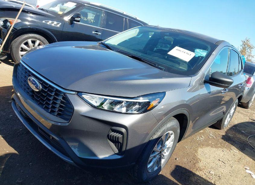 Photo 2 of 2024 Ford Escape ACTIVE (VIN 1FMCU9GN4RUA43006)