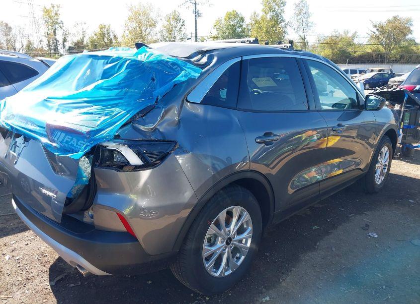 Photo 4 of 2024 Ford Escape ACTIVE (VIN 1FMCU9GN4RUA43006)
