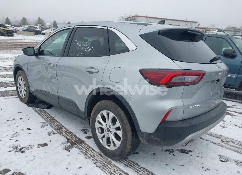 Photo 3 of 2024 Ford Escape ACTIVE (VIN 1FMCU9GN5RUA23556)