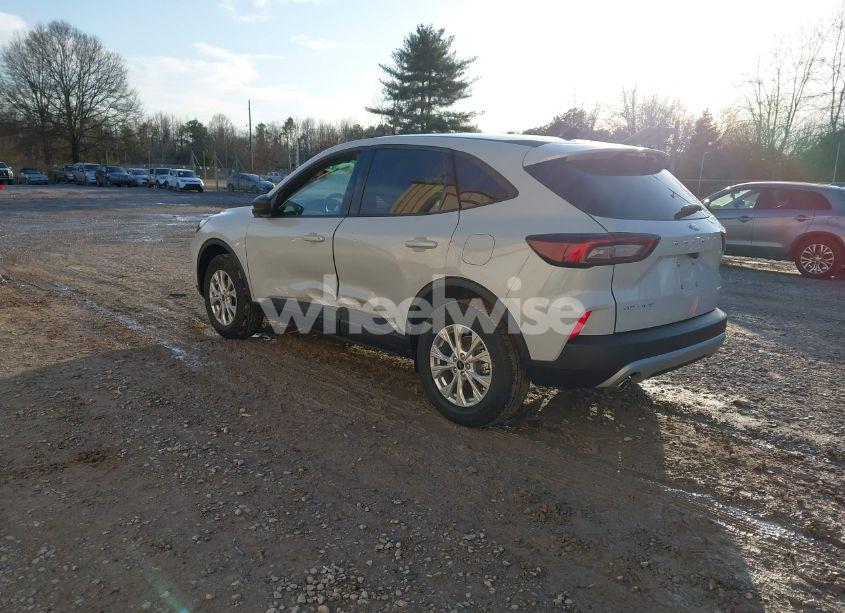 Photo 3 of 2025 Ford Escape ACTIVE (VIN 1FMCU9GN5SUA42940)