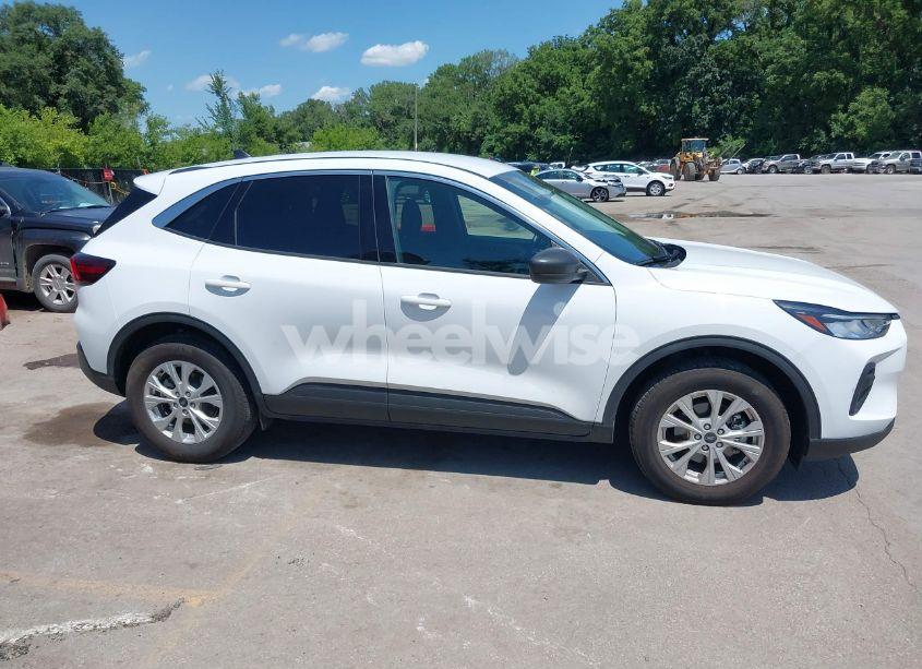 Photo 13 of 2024 Ford Escape ACTIVE (VIN 1FMCU9GN6RUA98508)