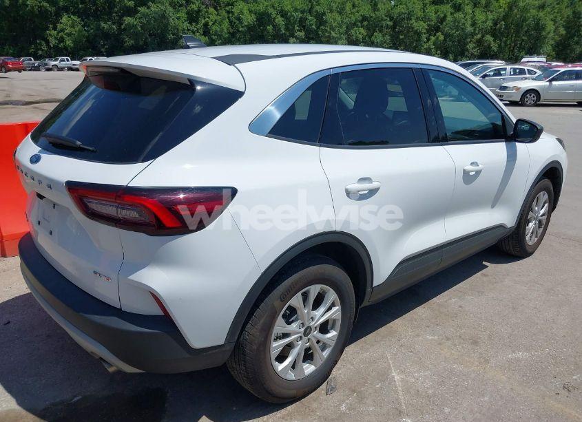 Photo 4 of 2024 Ford Escape ACTIVE (VIN 1FMCU9GN6RUA98508)