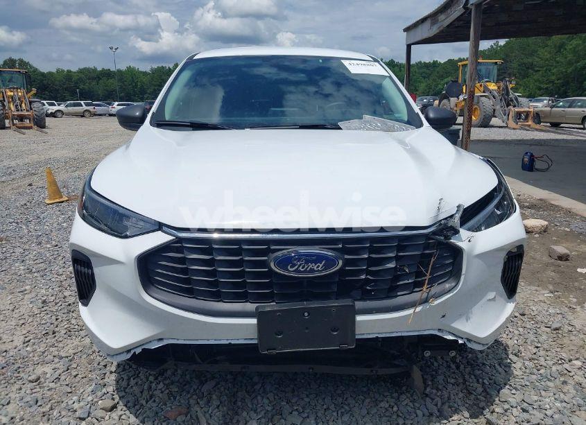 Photo 13 of 2025 Ford Escape ACTIVE (VIN 1FMCU9GN6SUA57348)