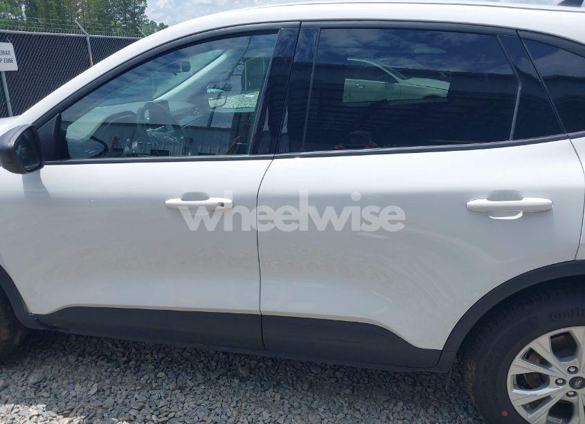 Photo 15 of 2025 Ford Escape ACTIVE (VIN 1FMCU9GN6SUA57348)