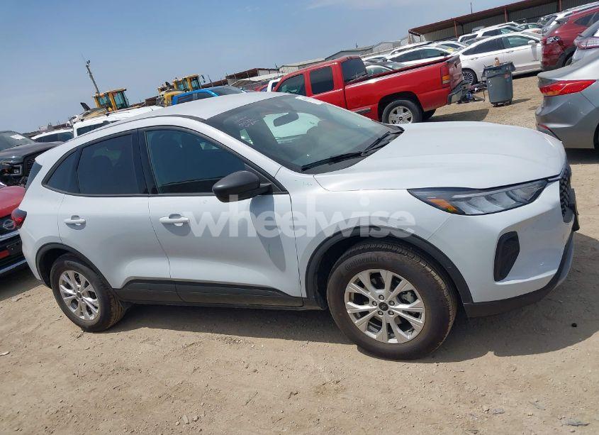 Photo 13 of 2025 Ford Escape ACTIVE (VIN 1FMCU9GN6SUA85814)