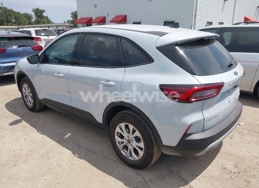 Photo 3 of 2025 Ford Escape ACTIVE (VIN 1FMCU9GN6SUA85814)