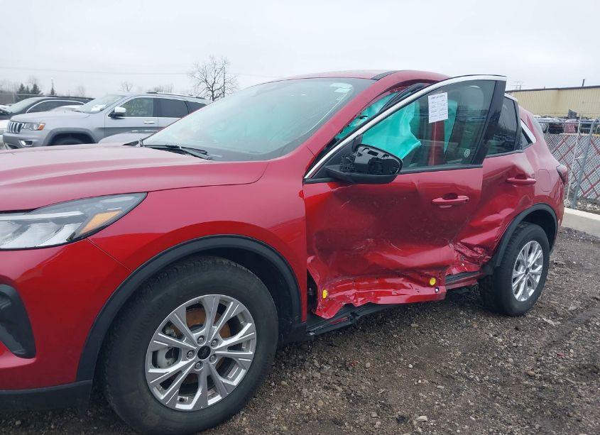 Photo 6 of 2023 Ford Escape ACTIVE (VIN 1FMCU9GN7PUA33129)