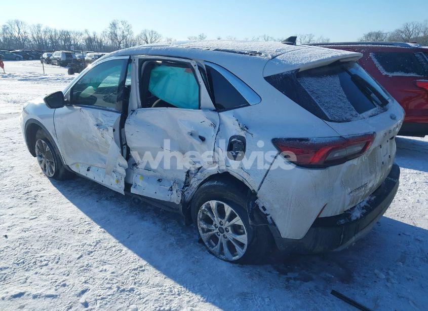 Photo 3 of 2023 Ford Escape ACTIVE (VIN 1FMCU9GN7PUB42996)