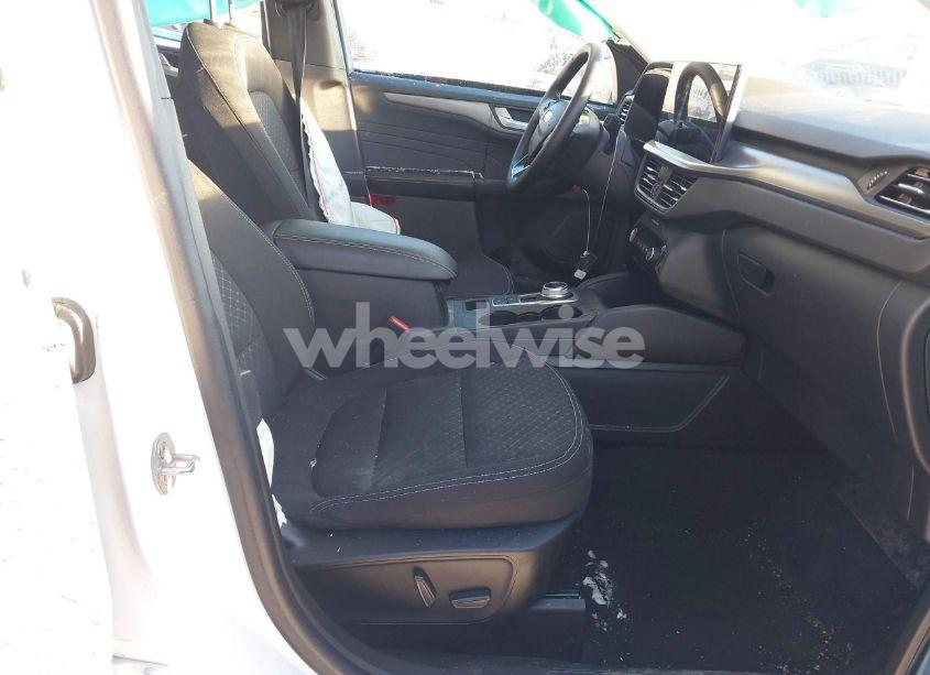 Photo 5 of 2023 Ford Escape ACTIVE (VIN 1FMCU9GN7PUB42996)