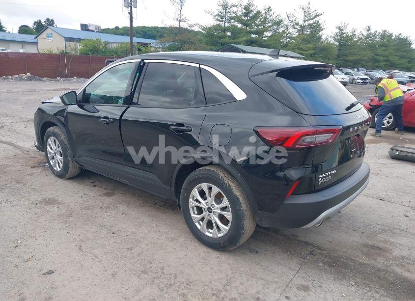 Photo 3 of 2023 Ford Escape ACTIVE (VIN 1FMCU9GN8PUA48626)