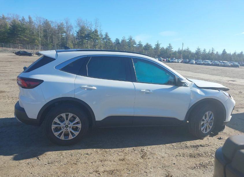 Photo 14 of 2023 Ford Escape ACTIVE (VIN 1FMCU9GN8PUA66818)