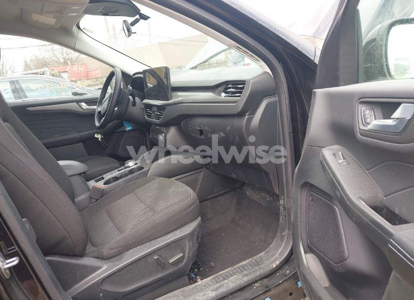 Photo 5 of 2024 Ford Escape ACTIVE (VIN 1FMCU9GN8RUA09134)