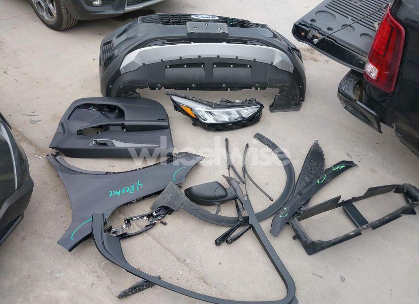 Photo 12 of 2024 Ford Escape ACTIVE (VIN 1FMCU9GN8RUA92886)