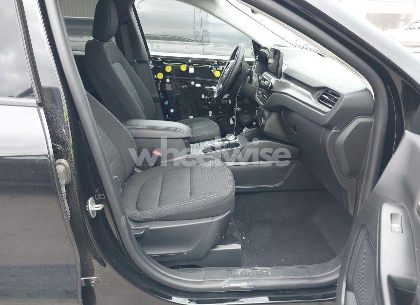 Photo 5 of 2024 Ford Escape ACTIVE (VIN 1FMCU9GN8RUA92886)
