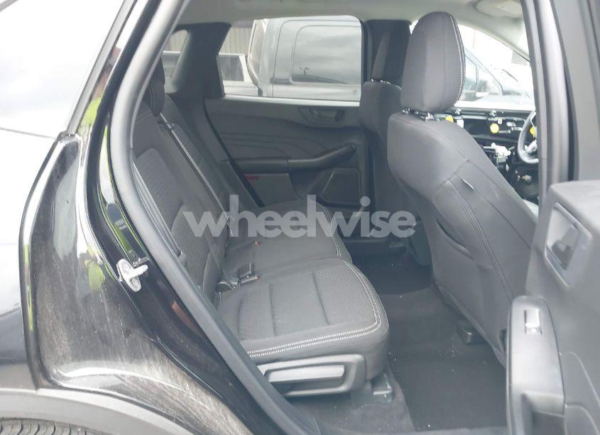 Photo 8 of 2024 Ford Escape ACTIVE (VIN 1FMCU9GN8RUA92886)