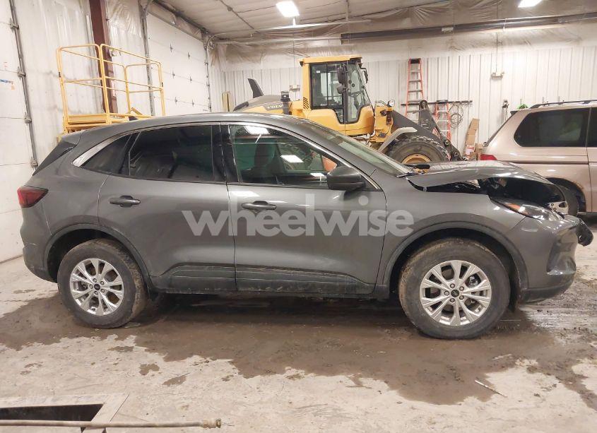 Photo 13 of 2024 Ford Escape ACTIVE (VIN 1FMCU9GN8RUA95786)