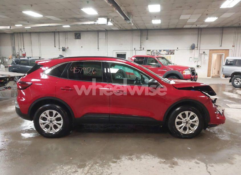 Photo 13 of 2023 Ford Escape ACTIVE (VIN 1FMCU9GN9PUB07098)