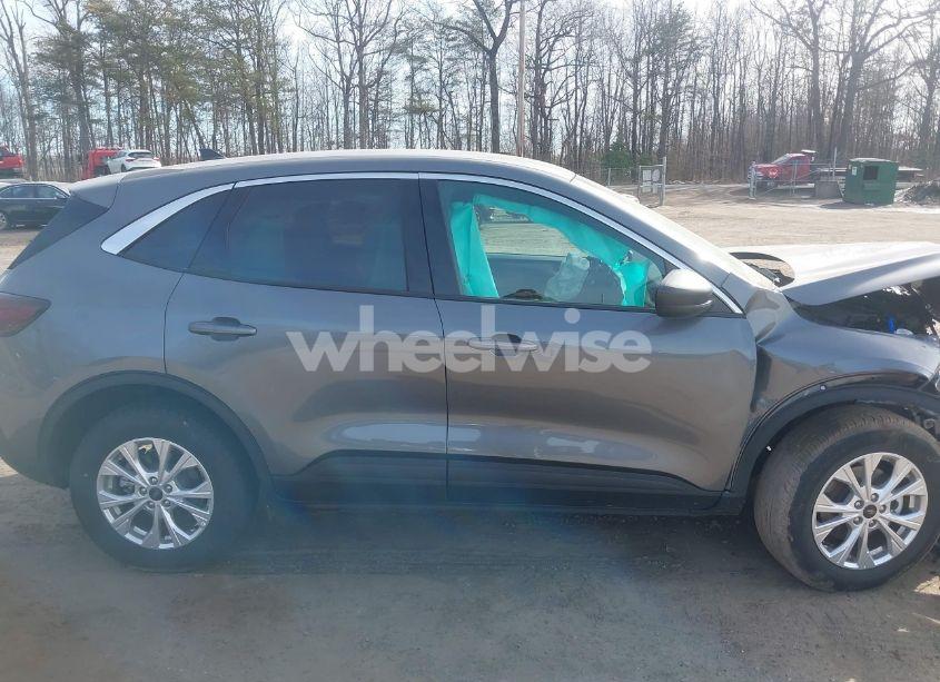 Photo 12 of 2024 Ford Escape ACTIVE (VIN 1FMCU9GN9RUA53059)
