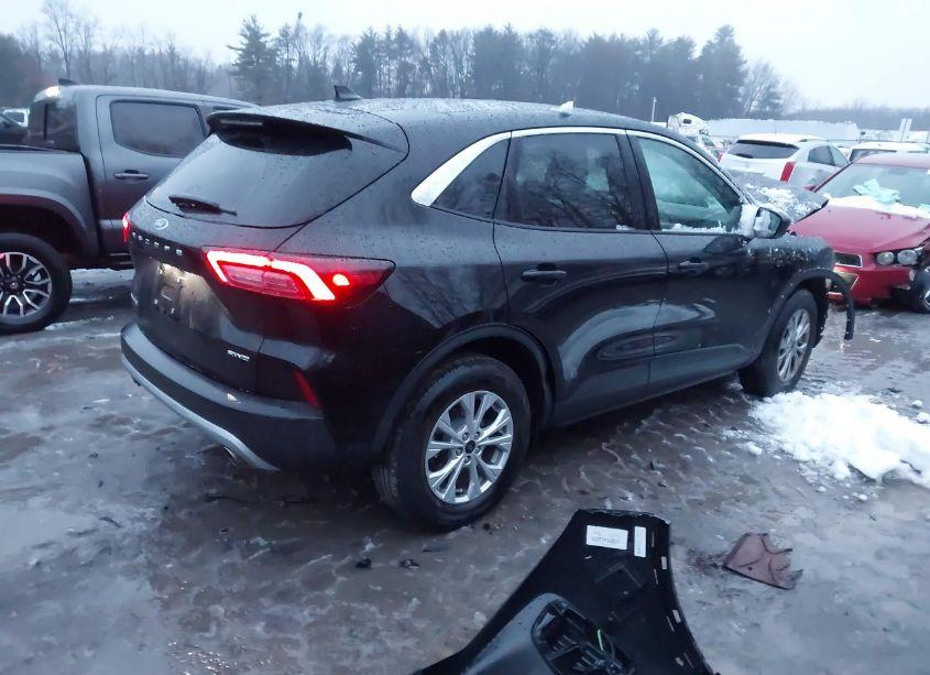 Photo 4 of 2024 Ford Escape ACTIVE (VIN 1FMCU9GN9RUB60435)