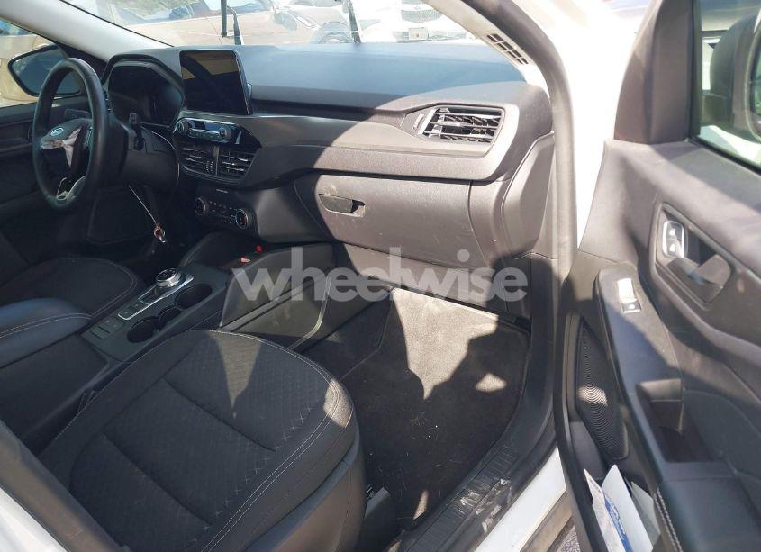 Photo 5 of 2023 Ford Escape ACTIVE (VIN 1FMCU9GNXPUB27618)