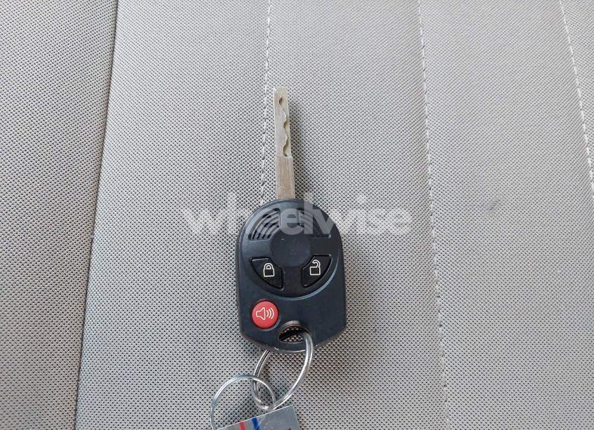 Photo 11 of 2013 Ford Escape (VIN 1FMCU9GX0DUB57420)