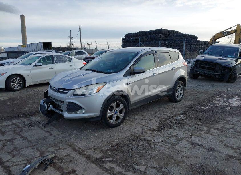 Photo 2 of 2013 Ford Escape (VIN 1FMCU9GX0DUB57420)