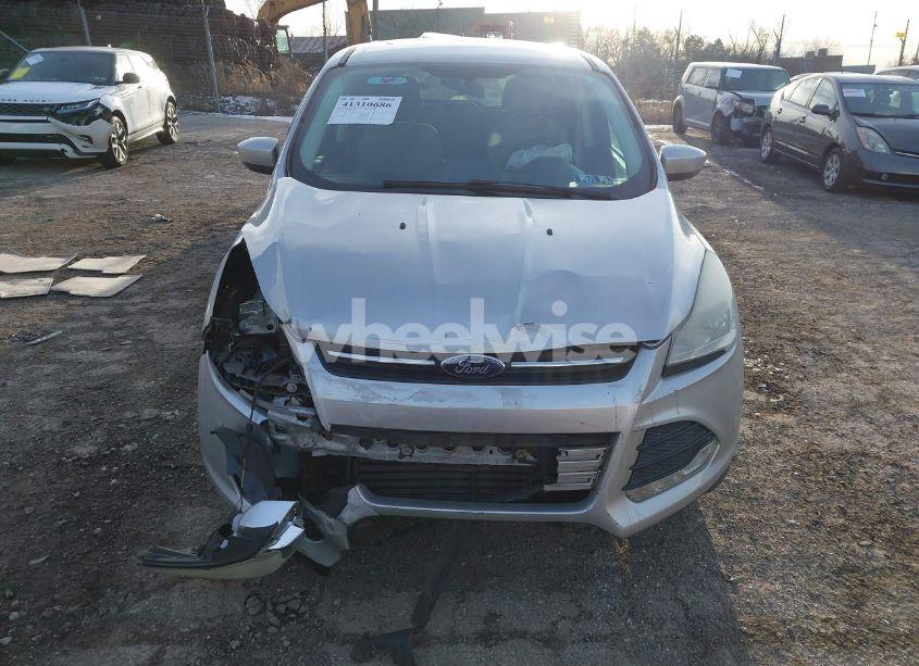 Photo 6 of 2013 Ford Escape (VIN 1FMCU9GX0DUB57420)