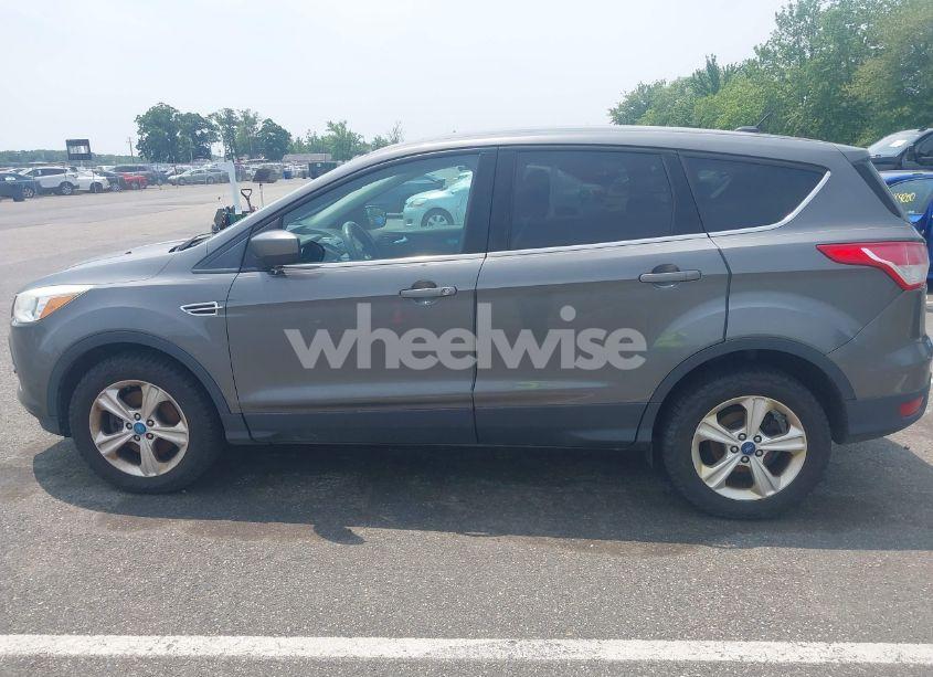 Photo 14 of 2013 Ford Escape SE (VIN 1FMCU9GX0DUC06423)