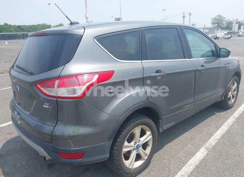 Photo 4 of 2013 Ford Escape SE (VIN 1FMCU9GX0DUC06423)