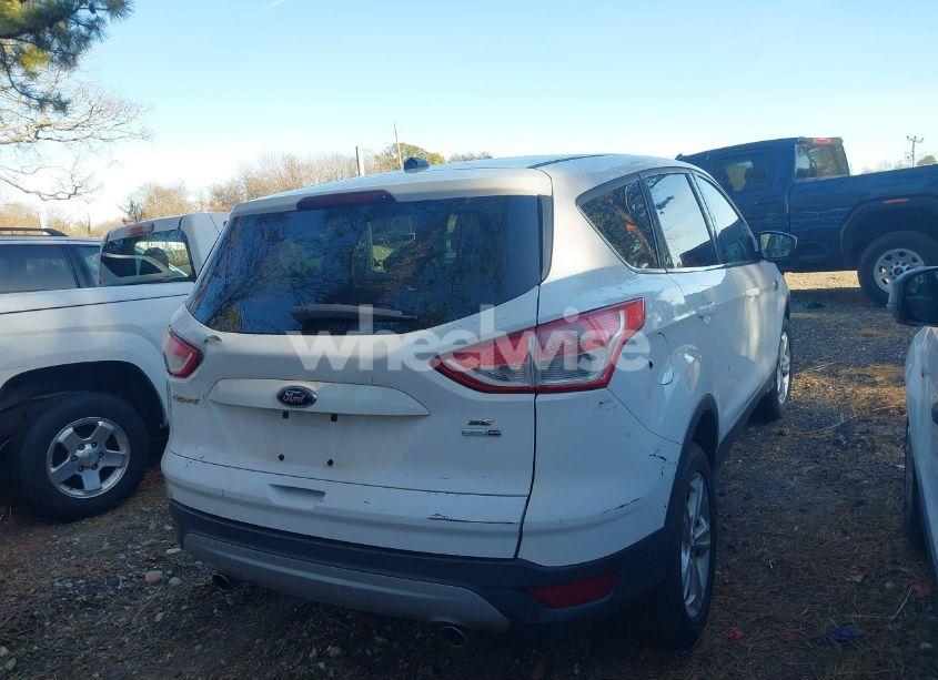 Photo 4 of 2013 Ford Escape SE (VIN 1FMCU9GX0DUD93680)