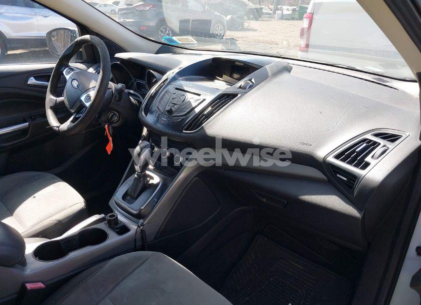 Photo 5 of 2013 Ford Escape SE (VIN 1FMCU9GX0DUD93680)