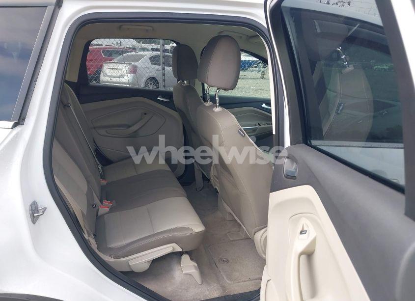 Photo 8 of 2014 Ford Escape SE (VIN 1FMCU9GX0EUC01398)