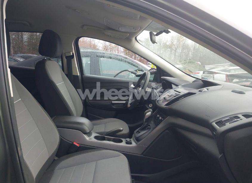 Photo 5 of 2014 Ford Escape SE (VIN 1FMCU9GX0EUC33736)