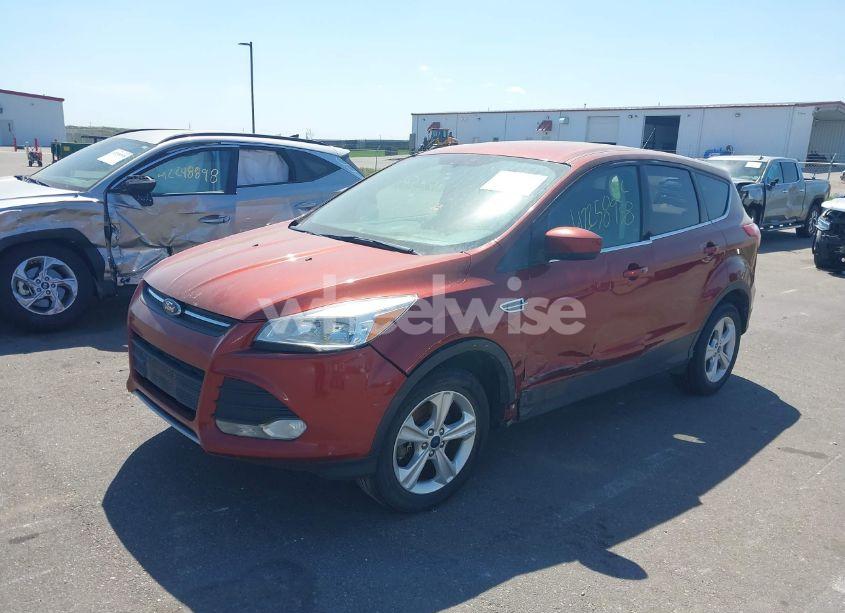 Photo 2 of 2014 Ford Escape SE (VIN 1FMCU9GX0EUC38743)