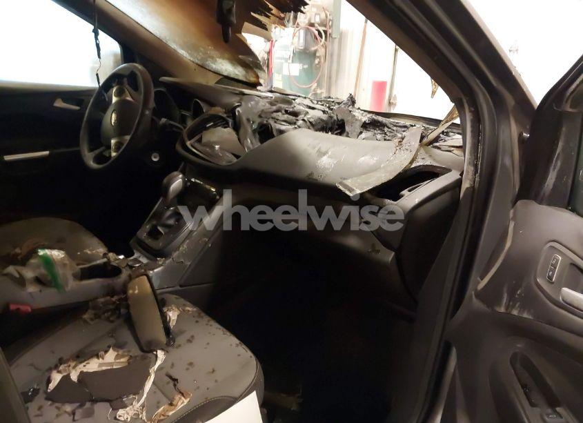 Photo 5 of 2014 Ford Escape SE (VIN 1FMCU9GX0EUD04286)