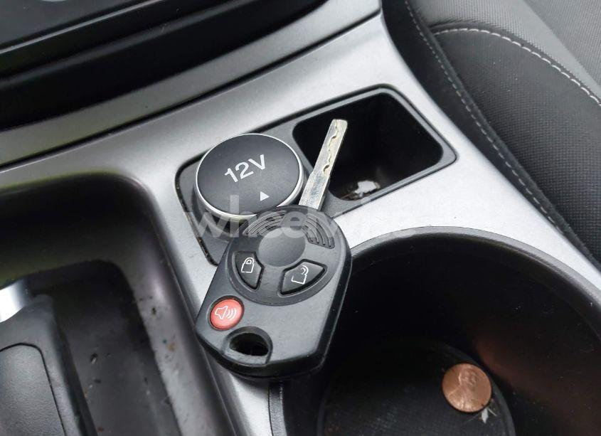 Photo 11 of 2014 Ford Escape SE (VIN 1FMCU9GX0EUD15417)