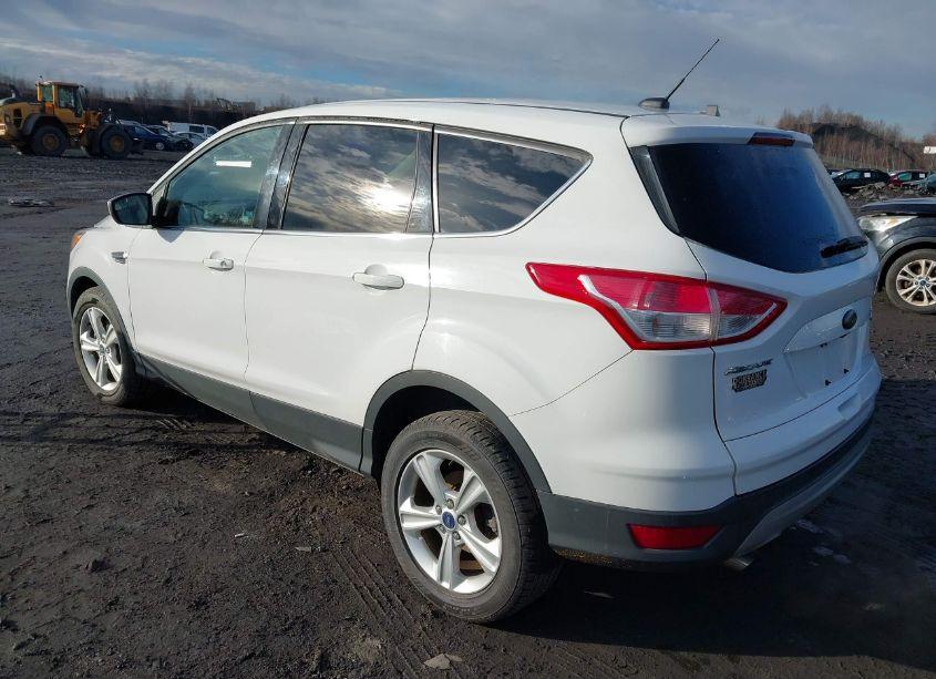 Photo 3 of 2014 Ford Escape SE (VIN 1FMCU9GX0EUD30337)