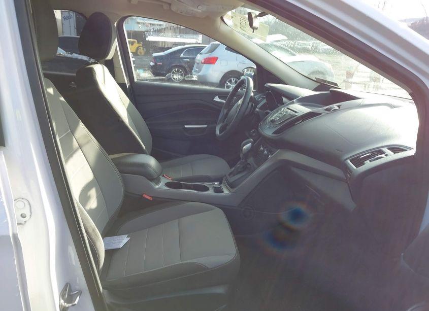 Photo 5 of 2014 Ford Escape SE (VIN 1FMCU9GX0EUD30337)