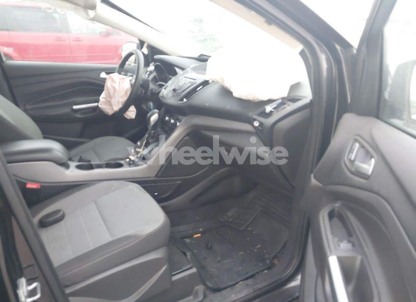 Photo 5 of 2014 Ford Escape SE (VIN 1FMCU9GX0EUD60261)